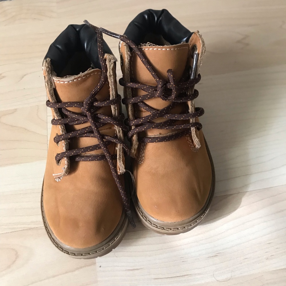 Trail Guide - Boys Waterproof Boots Size 6M